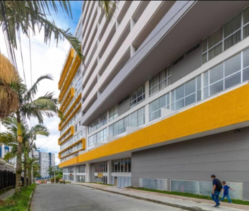 2 Excelentes Zonas Sociales Appartement *